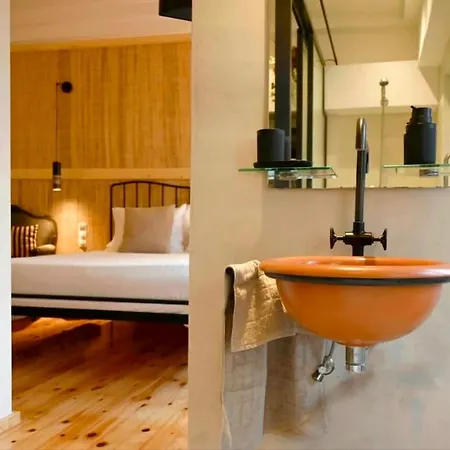 Apartment Romantica Deluxe With Hot Tub And Balcony, A Lovely Nest Near Old Town *