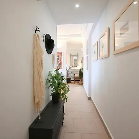 Apartment Romantica Deluxe With Hot Tub And Balcony, A Lovely Nest Near Old Town *